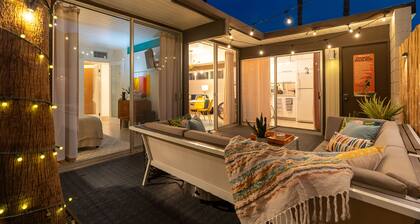 Chic Mid Century Bungalow at Famed Ocotillo Lodge