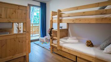 3 間睡房、熨斗/熨衫板、Wi-Fi、床單