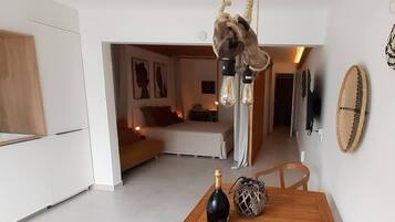 Apartment, 1 Queen Bed with Sofa bed | 1 bedroom, iron/ironing board, free WiFi, bed sheets