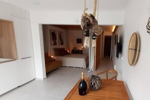 Apartment, 1 Queen-Bett und Schlafsofa | 1 Schlafzimmer, Bügeleisen/Bügelbrett, kostenloses WLAN, Bettwäsche