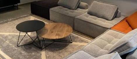 Télévision à écran plat