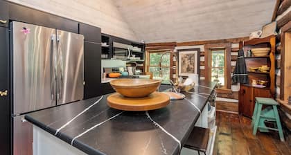 Tucked Inn by Taylor Made Deep Creek