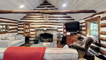 House (4 Bedrooms) | Property amenity