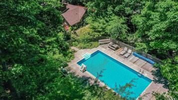 House (4 Bedrooms) | Property amenity