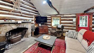 House (4 Bedrooms) | Property amenity
