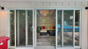 House (4 Bedrooms) | Property amenity