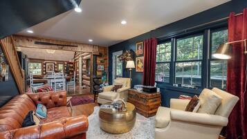 Casa (4 Bedrooms) | Servicio de la propiedad