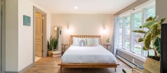 Rustic Farmette Studio with Hot Tub & Pool