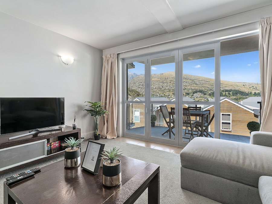 Apartment | Living area | Smart TV, Netflix, streaming services