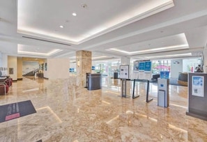 Lobby - 2 Bedroom 2 Bath unit with beach & ocean view (Fort Lauderdale)