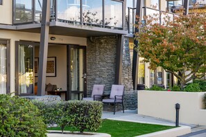 Exterior - THE BEACON - 2 BEDROOM TOWN CENTER APARTMENT 614 (Queenstown)