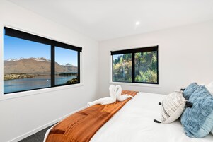 5 habitaciones, tabla de planchar con plancha y wifi gratis