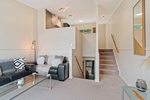 Apartment | Living area | Smart TV, Netflix, streaming services