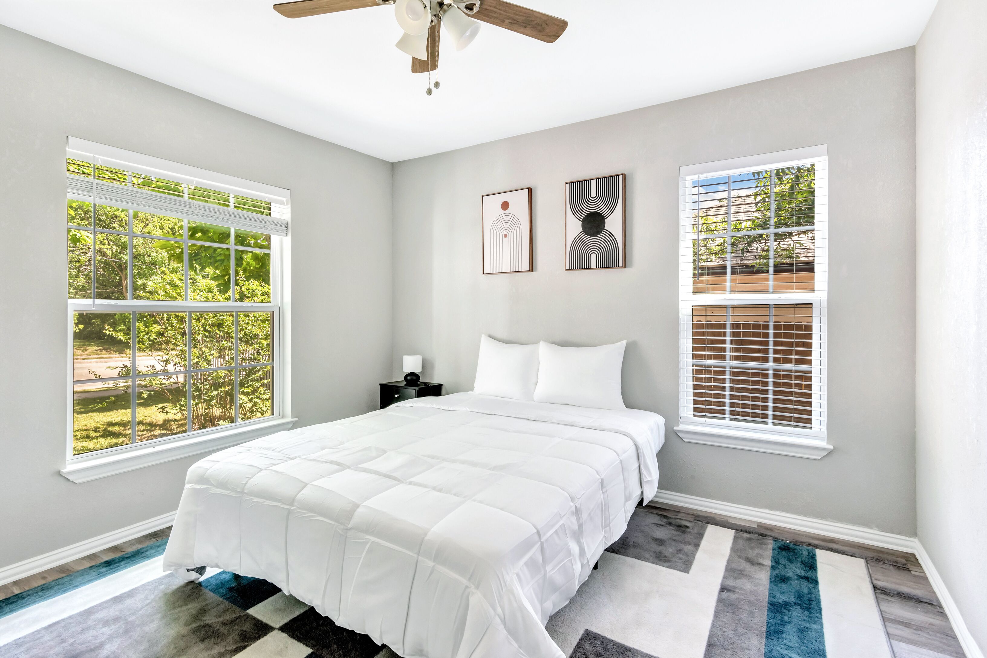 3 bedrooms, desk, iron/ironing board, free WiFi