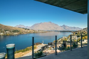 Balcony - MODERN ALPINE LIVING SPECTACULAR VIEW (Queenstown)