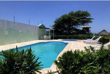 Piscina do condominio
