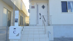 Exterior detail - Grandioso Okinawa Villa Onna 1C  2story 4LDK  13 people OK / Kunigami-gun Okinawa (Kunigami-gun)