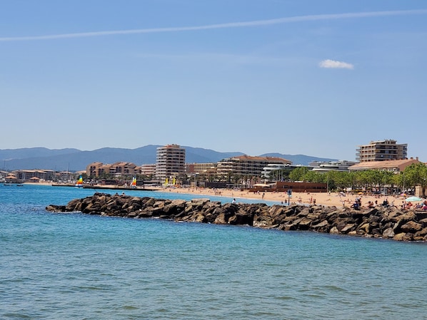NĂ€ra stranden