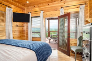 10 多间卧室、熨斗/熨衣板、旅行婴儿床、免费 WiFi