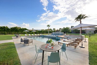 Sleeps 20! Mansion w/ Pool + Indoor Tennis Court | Starlight Estate by AvantStay