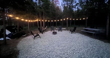 Retreat to our cozy cabin nestled in a private hideaway.
Solar lights & shower