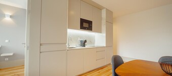 Legacy Oporto Design Apartment E by Vacationy