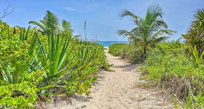 Hutchinson Island Cottage: Steps to the Beach