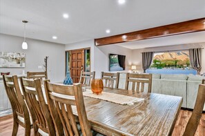 Dining - Villa Antonietta - Fun, Lux, Private Oasis! (Tucson)