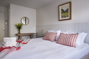 4 Schlafzimmer, Bügeleisen/Bügelbrett, WLAN