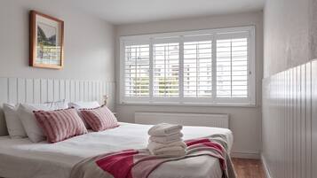 4 Schlafzimmer, Bügeleisen/Bügelbrett, WLAN