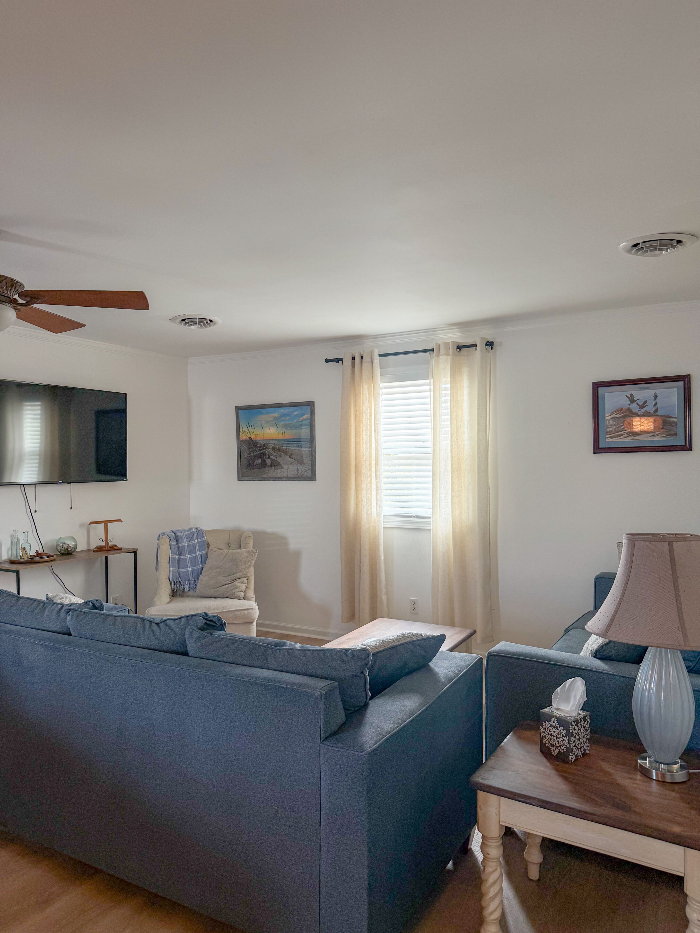 Pet Friendly Beach House W/ Hot Tub - Short 0.4 Mile Walk To Beach! - Kill Devil Hills, NC