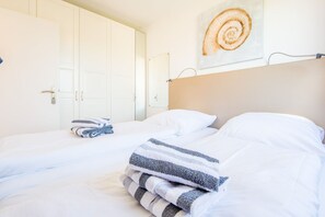 3 chambres, fer et planche à repasser, Wi-Fi