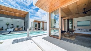 3 outdoor pools - Villa Boya (Canggu)