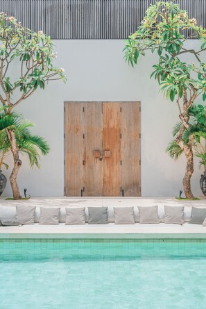 3 outdoor pools - Villa Boya (Canggu)