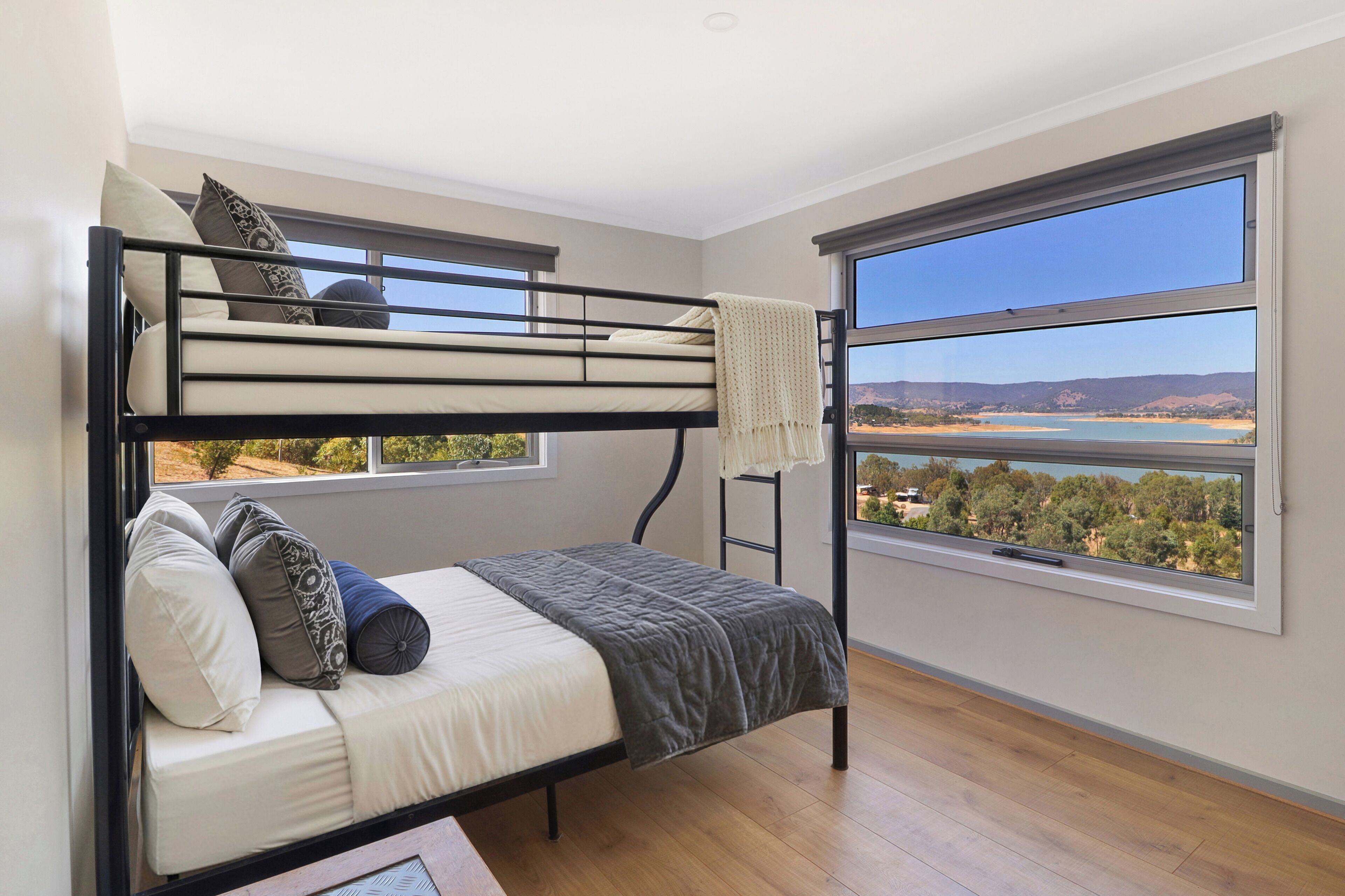 4 bedrooms