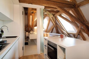 Kühlschrank, Ofen, Herdplatte, Geschirrspüler