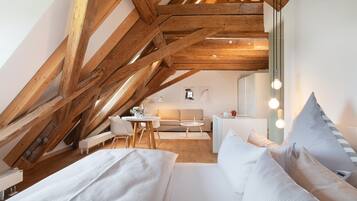 1 slaapkamer, een strijkplank/strijkijzer, gratis wifi, beddengoed