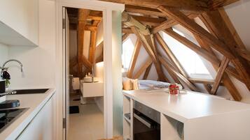 Refrigerador, horno, placa de cocina, lavavajillas