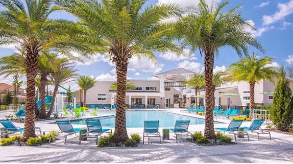 Indoor pool, outdoor pool