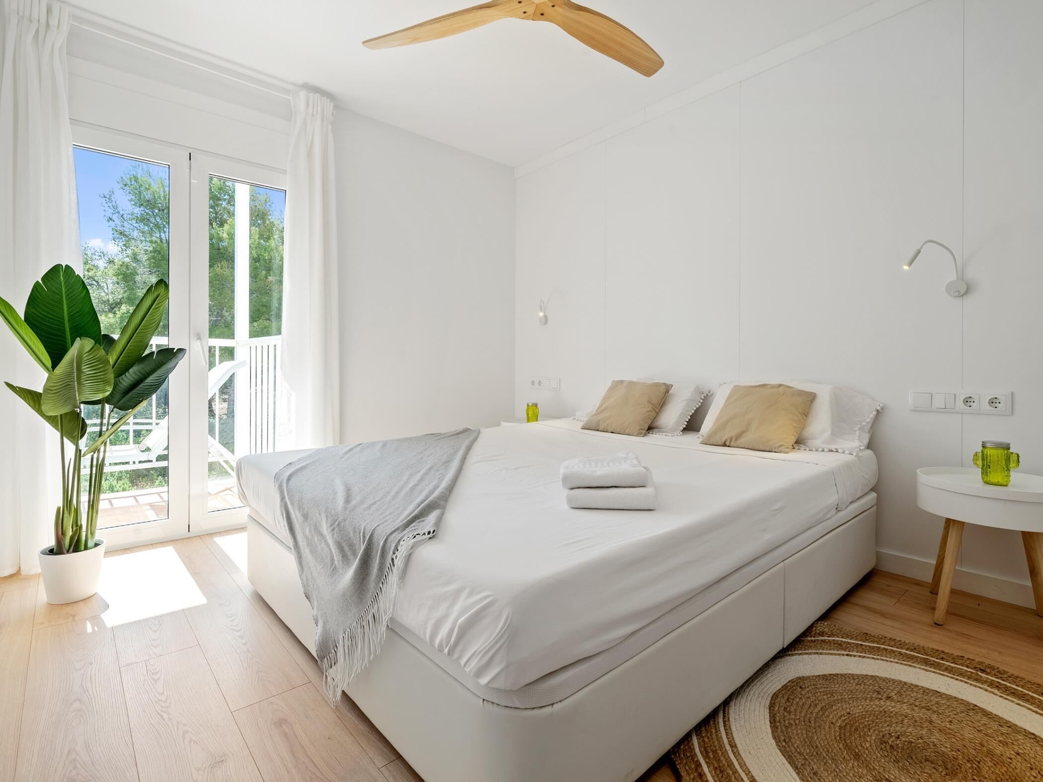 2 habitaciones, tabla de planchar con plancha y internet gratis 