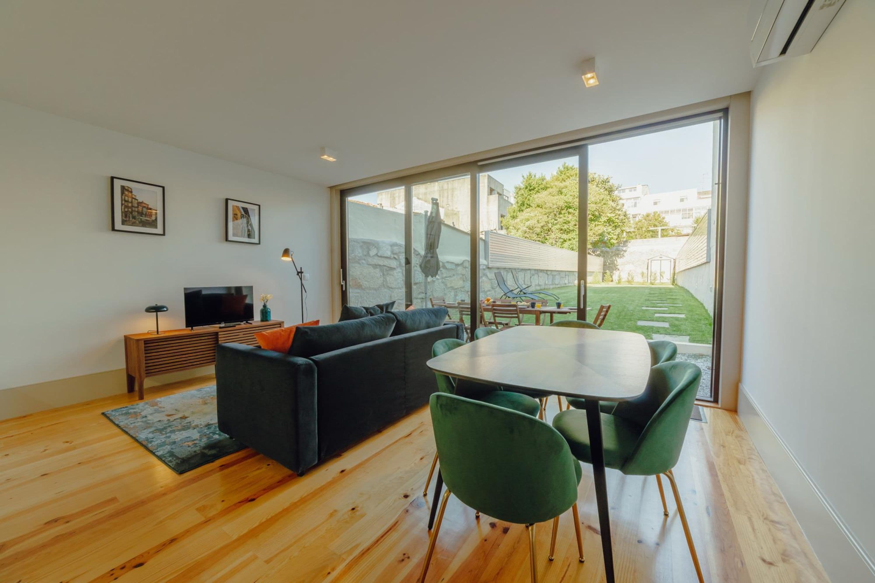 Apartment | 2 Schlafzimmer, Bügeleisen/Bügelbrett, WLAN