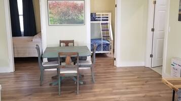 2 bedrooms, travel cot, WiFi, bed sheets