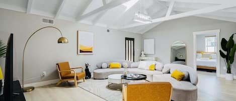 5 chambres, bureau, fer et planche à repasser, Wi-Fi