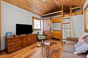 3 Schlafzimmer, Schreibtisch, WLAN, Bettwäsche