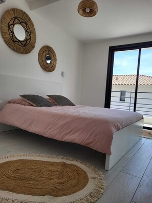 3 Schlafzimmer, Schreibtisch, BĂŒgeleisen/BĂŒgelbrett, Reisekinderbett