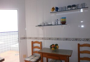 Dining - Apartment 'El Rincon de Lola in Nerja' with Terrace & Wi-Fi (Nerja)