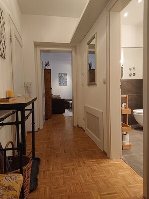 Interior - Vacation apartment- 4 persons, 67sqm, 1 bedroom, sun terrace (Bad Reichenhall)