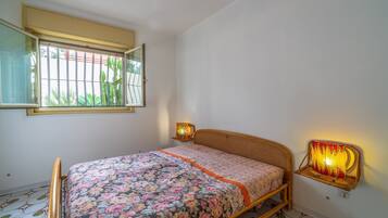 2 chambres, fer et planche à repasser, Wi-Fi gratuit