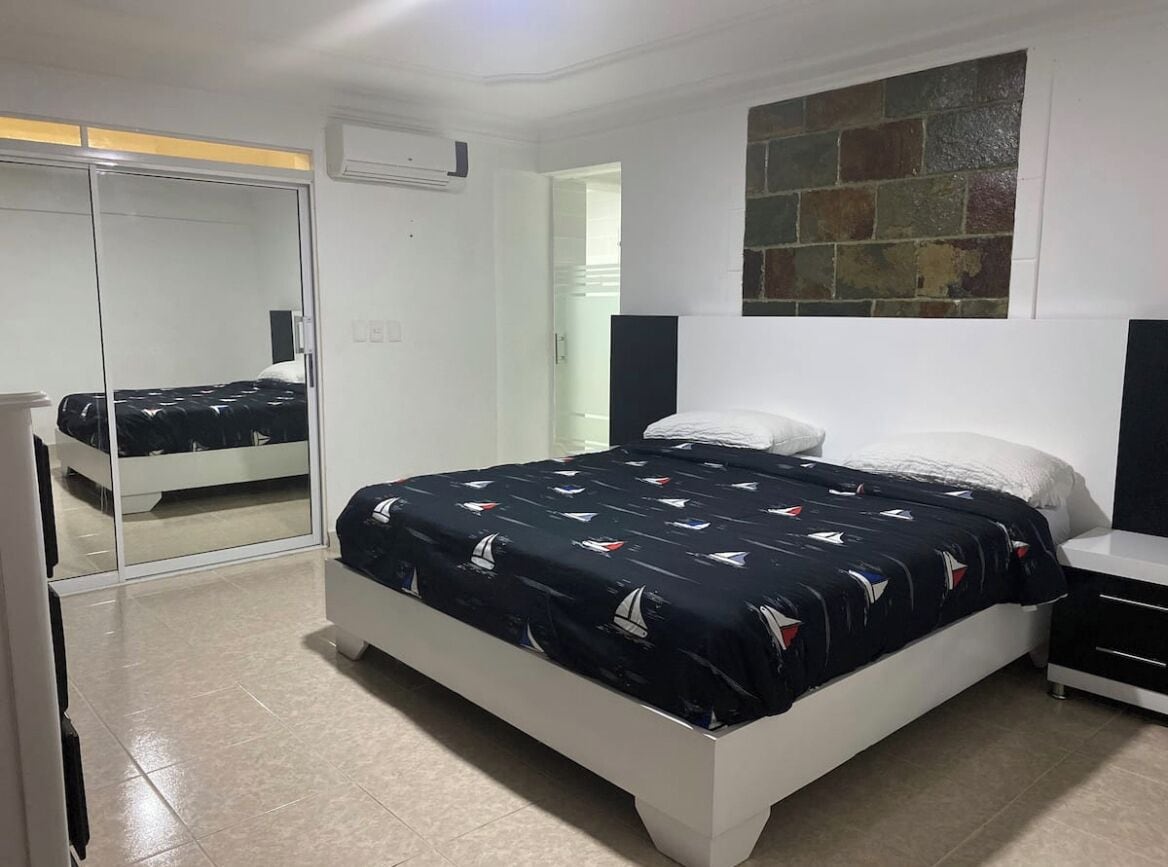 7 Schlafzimmer, WLAN