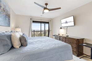 2 bedrooms, iron/ironing board, free WiFi, bed sheets - Amazing Lake View Walk-In Condo, Newly Renovated Spacious Near Silver Dollar City with Free Tickets (Branson)